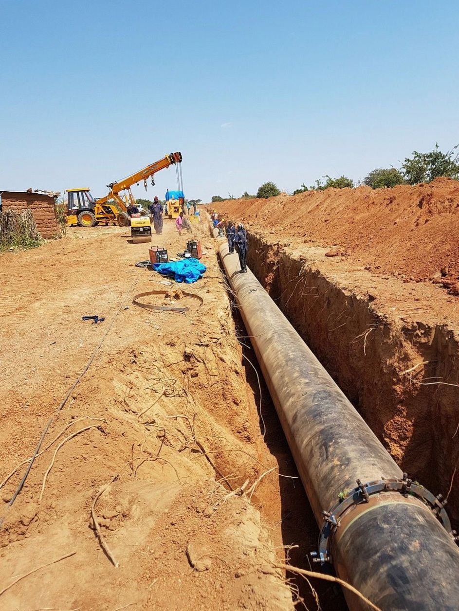 District heating pipeline in a deep trench